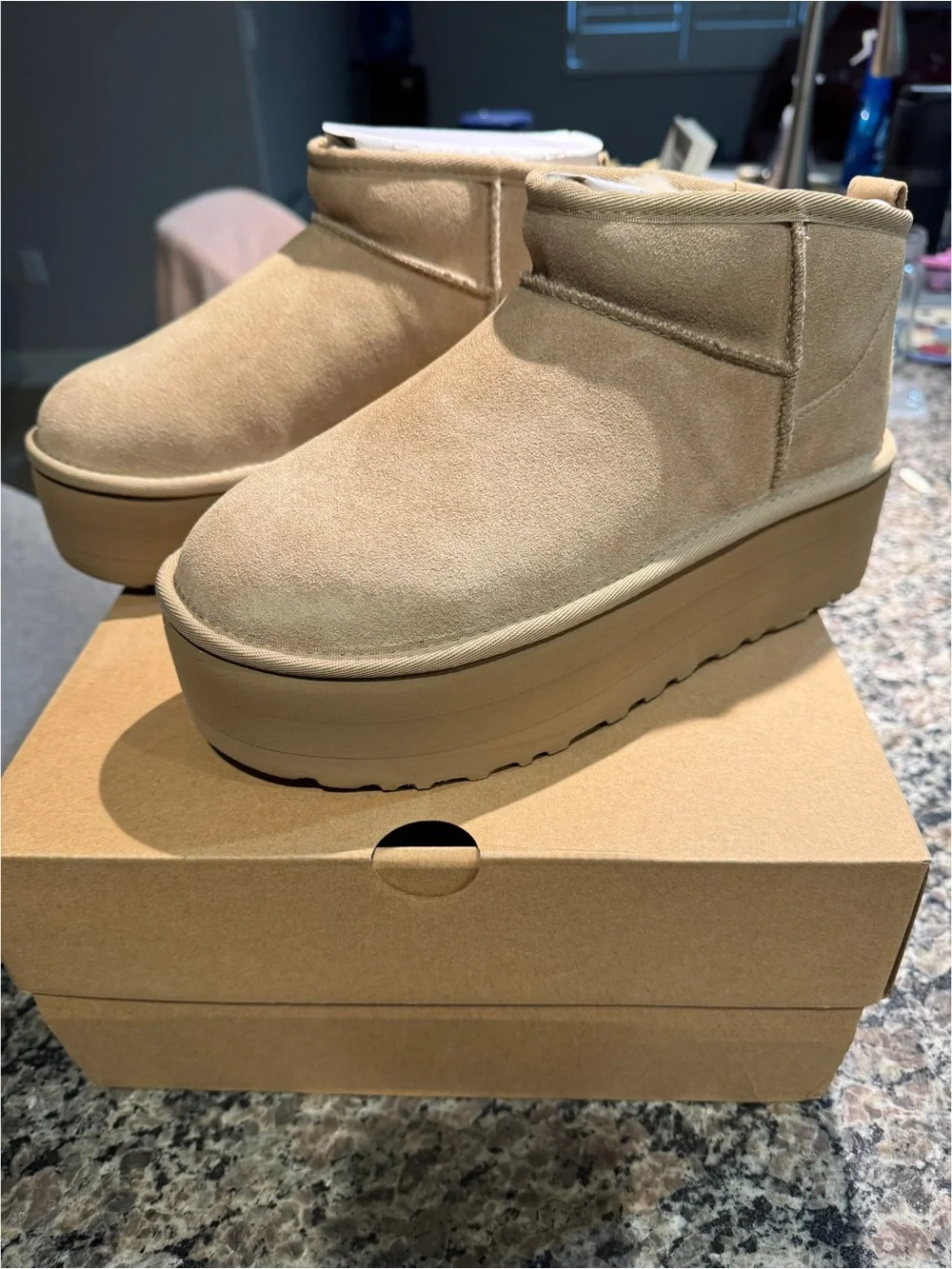 UGG Platform Ultra Mini Boots - Picture 3 of 8